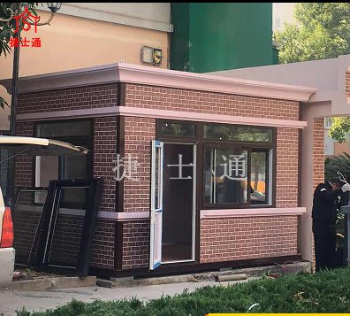 定期對保安崗亭進(jìn)行保養，有利于小區長(cháng)治久安